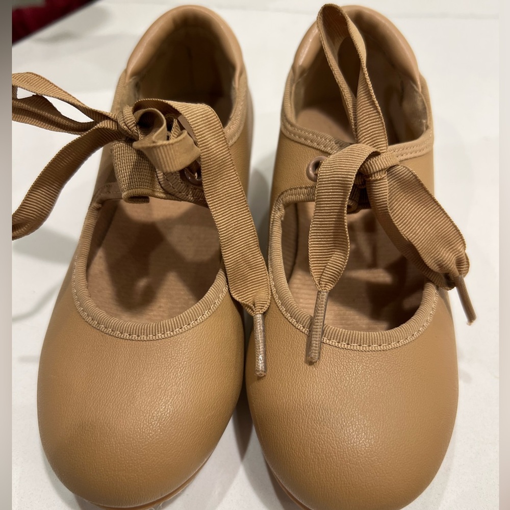 Like new toddler tap shoes and ballet shoes